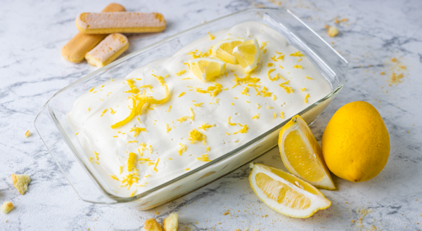 Zitronen Tiramisu mit Limoncello Rezept - RUF